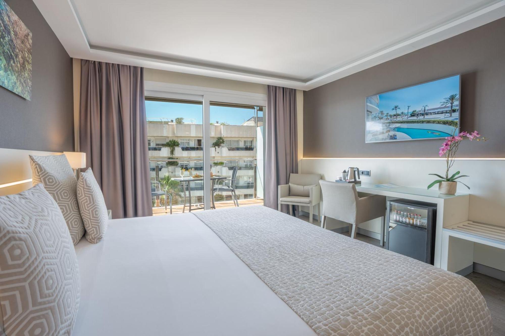 Calipolis Hotel Sitges Buitenkant foto