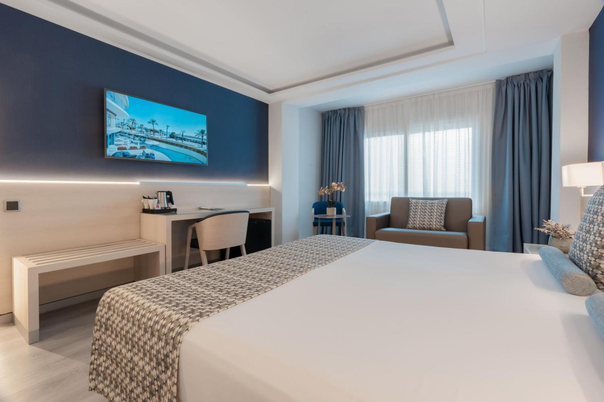 Calipolis Hotel Sitges Buitenkant foto